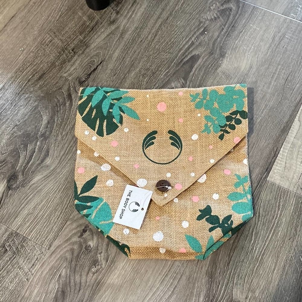 NWT The Body Shop Palm Tree and Polka Dot Print Natural Jute Pouch